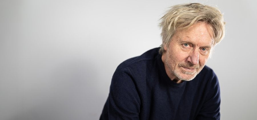 Porträtt av författaren Bengt Ohlsson.