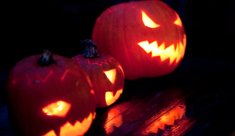 Tre utskurna pumpor
