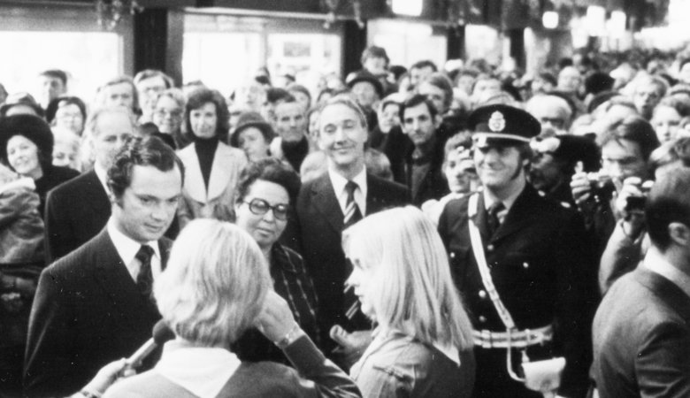 Kung Carl XVI Gustaf deltog i invigningen av Sollentuna centrum, som firar 50 år i år.