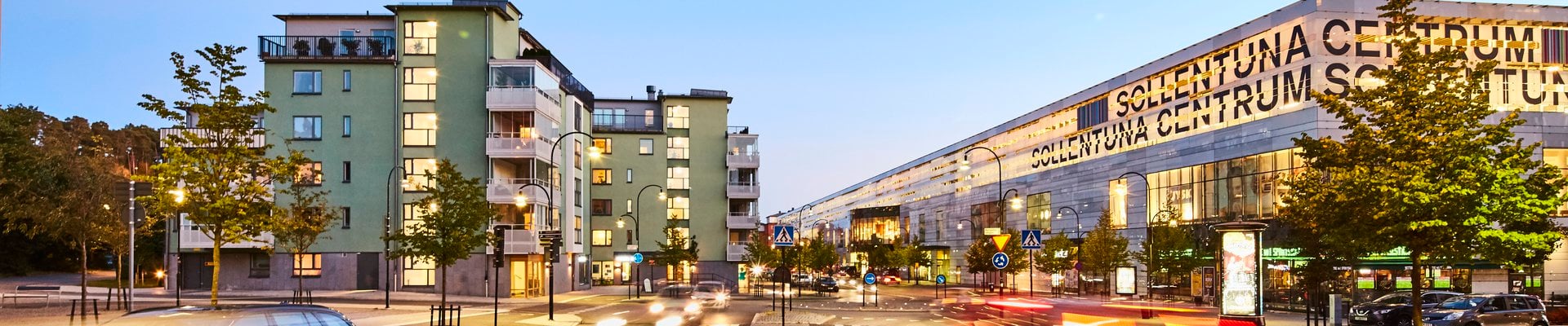 Vy mot gata och Sollentuna centrum.